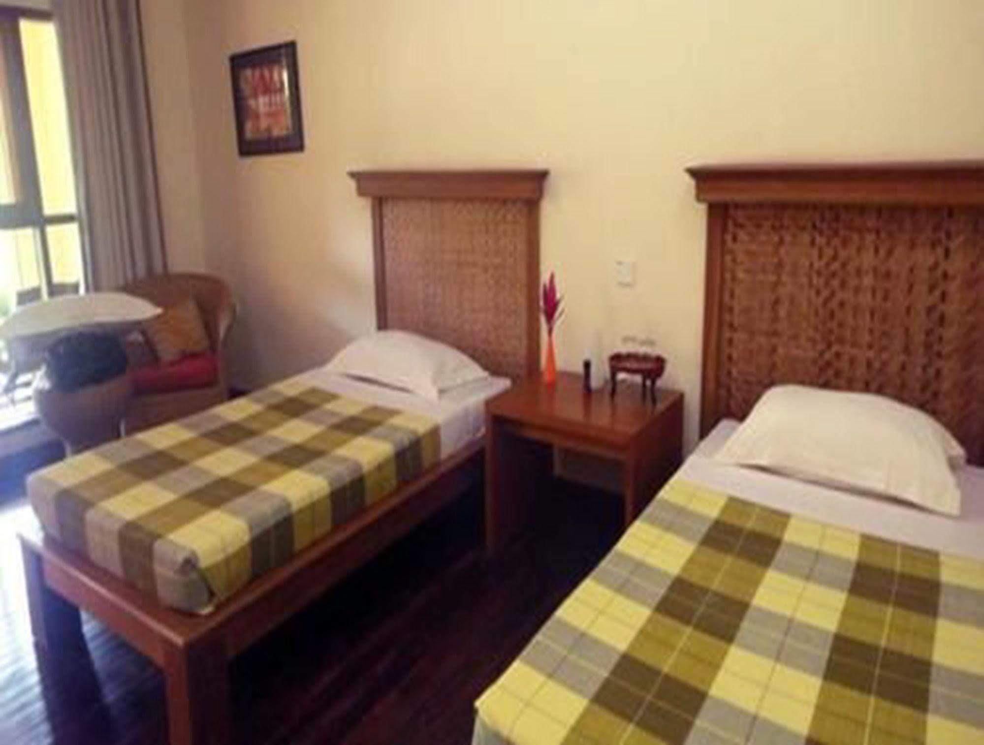Golden Sunrise Hotel Kyaikto Kültér fotó